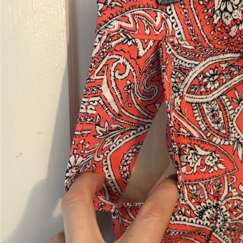 Old Navy Women's Paisley Shorts - Picture 3 of 5